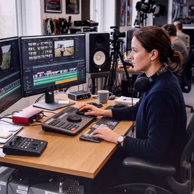 Blatt Pfeil — Unsere Arbeiten 3